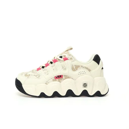 フィラ スニーカー