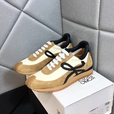ロエベ カジュアルシューズ