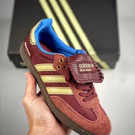 アディダス カジュアルシューズ