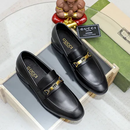 グッチ ビジネスシューズ