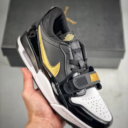 ナイキ カジュアルシューズ