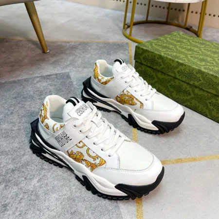 ヴェルサーチ カジュアルシューズ