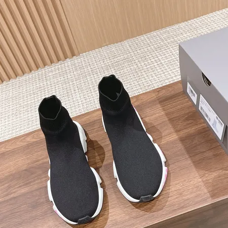 バレンシアガ カジュアルシューズ