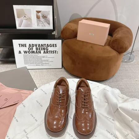 ミュウミュウ ビジネスシューズ