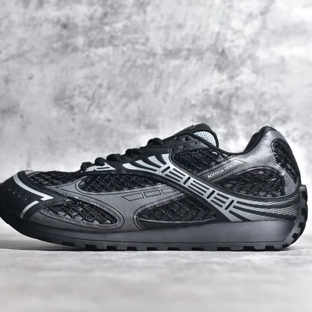 ボッテガ ヴェネタ スニーカー