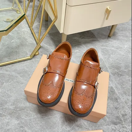 ミュウミュウ ビジネスシューズ