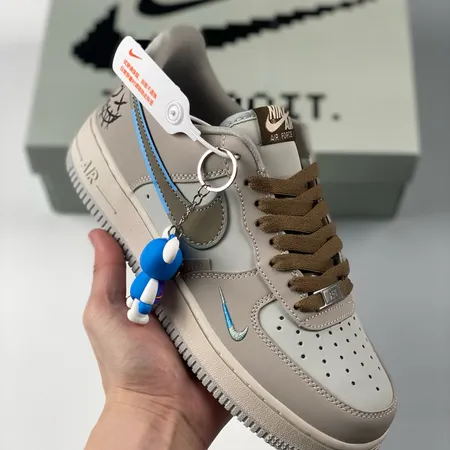 ナイキ カジュアルシューズ