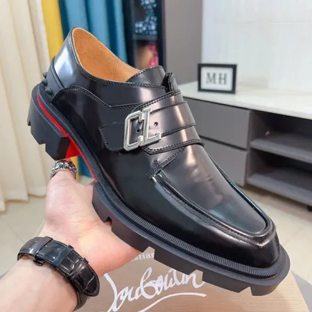 クリスチャン・ルブタン ビジネスシューズ