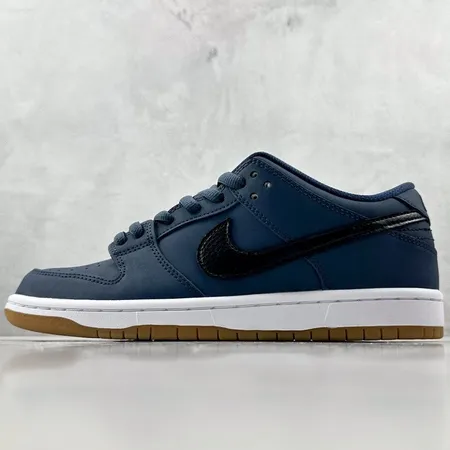 ナイキ カジュアルシューズ