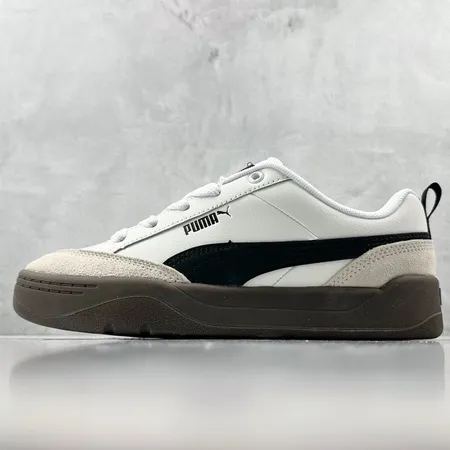 プーマ カジュアルシューズ