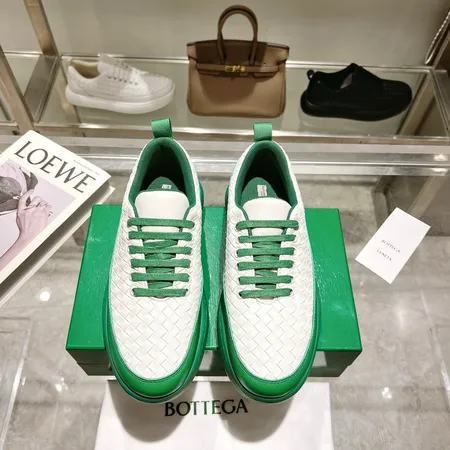 ボッテガ ヴェネタ カジュアルシューズ