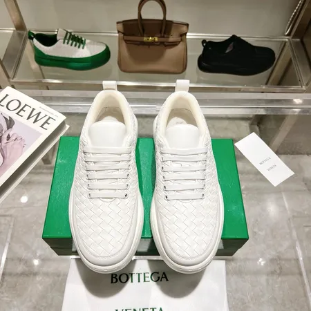 ボッテガ ヴェネタ カジュアルシューズ