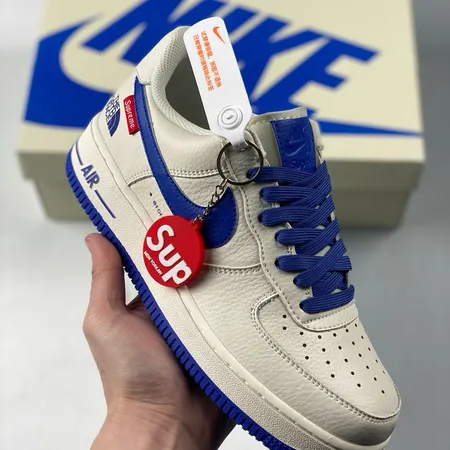 ナイキ カジュアルシューズ