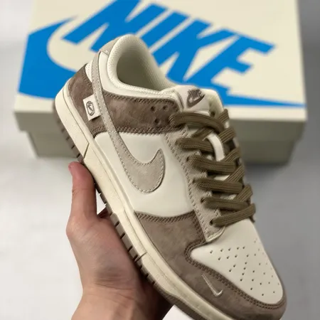 ナイキ カジュアルシューズ