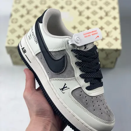 ナイキ カジュアルシューズ