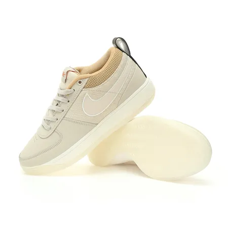 ナイキ カジュアルシューズ