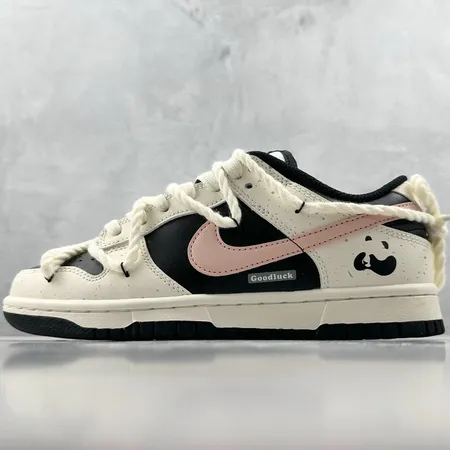 ナイキ カジュアルシューズ