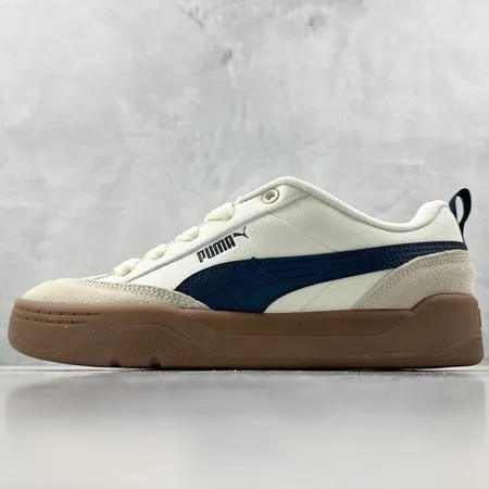 プーマ カジュアルシューズ