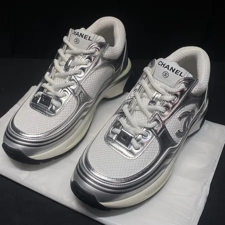 シャネル スニーカー