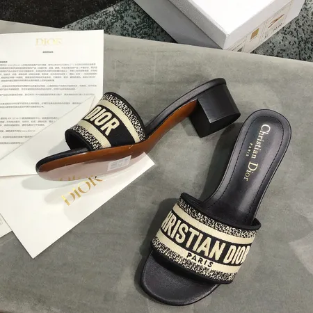 ディオール スリッパ