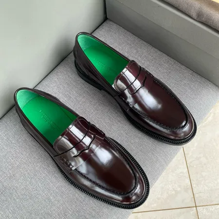 ボッテガ ヴェネタ ビジネスシューズ