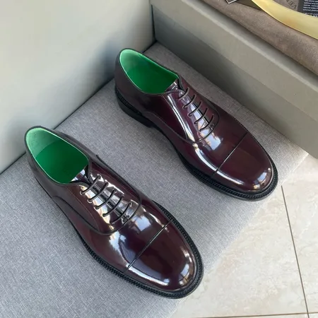 ボッテガ ヴェネタ ビジネスシューズ