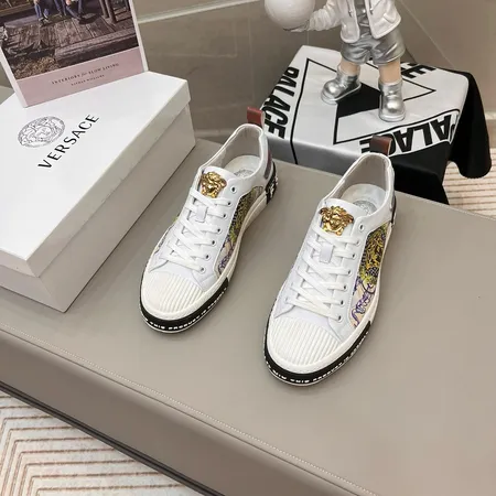 ヴェルサーチ カジュアルシューズ