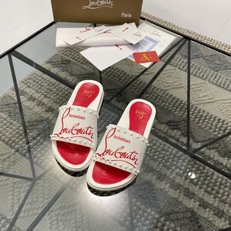 クリスチャン・ルブタン スリッパ