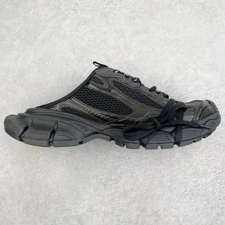 バレンシアガ スリッパ