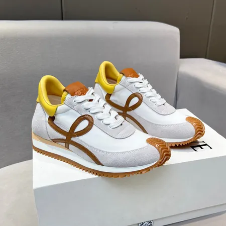 ロエベ カジュアルシューズ