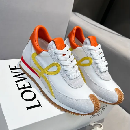 ロエベ カジュアルシューズ