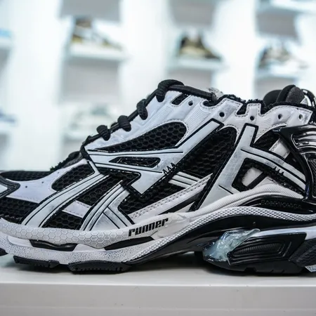 バレンシアガ カジュアルシューズ