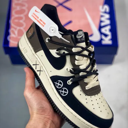 ナイキ カジュアルシューズ