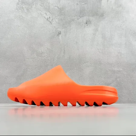 アディダス スリッパ