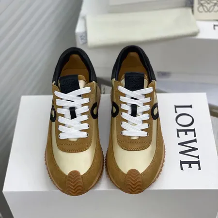 ロエベ カジュアルシューズ