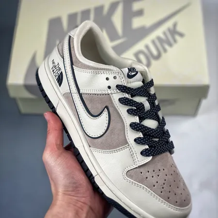 ナイキ カジュアルシューズ