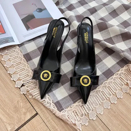 ヴェルサーチ サンダル