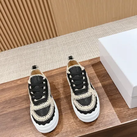 クロエ カジュアルシューズ