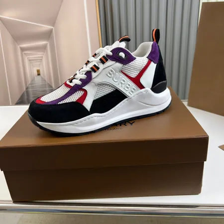 バーバリー ス スニーカー