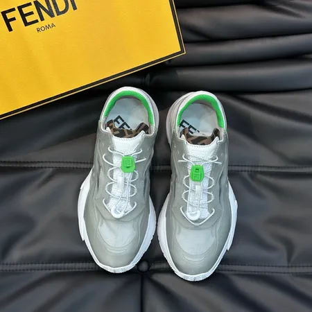 フェンディ スニーカー