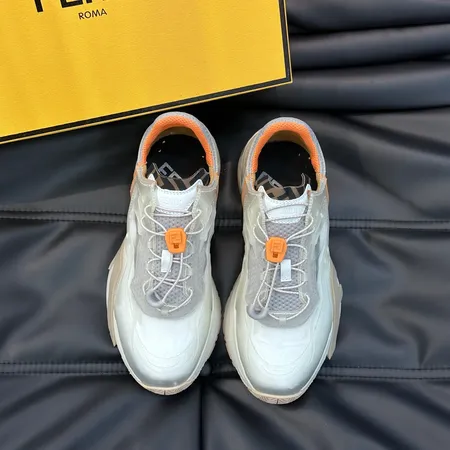 フェンディ スニーカー