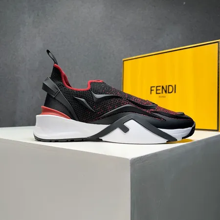 フェンディ スニーカー