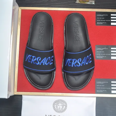 ヴェルサーチ スリッパ