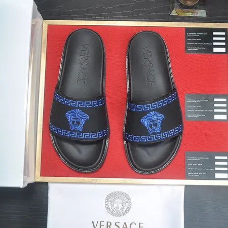 ヴェルサーチ スリッパ
