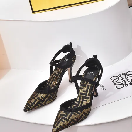 フェンディ サンダル