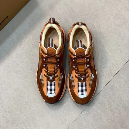 バーバリー ス スニーカー