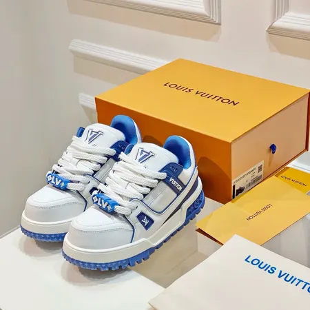 ルイヴィトン スニーカー