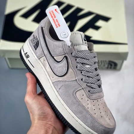 ナイキ カジュアルシューズ