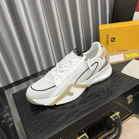 フェンディ スニーカー