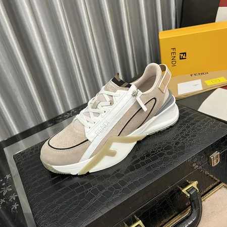 フェンディ スニーカー